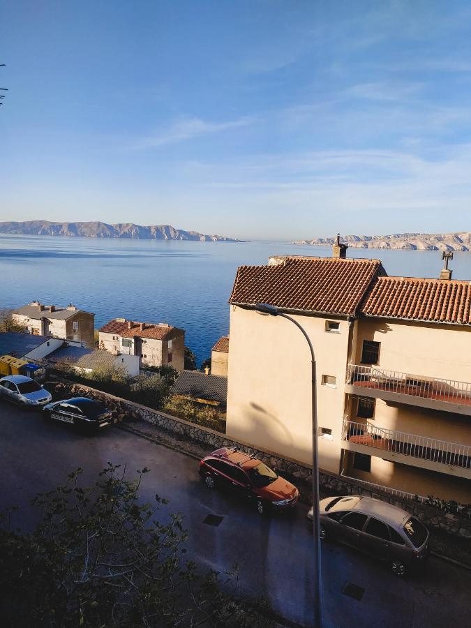 Novouredeni Stan S Balkonom I Pogledom Na More Senj  Εξωτερικό φωτογραφία