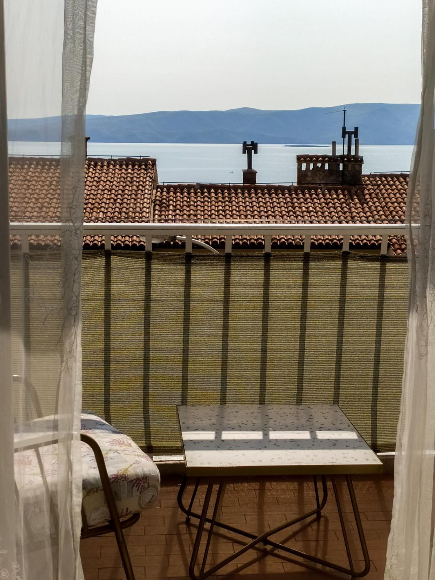 Novouredeni Stan S Balkonom I Pogledom Na More Senj  Εξωτερικό φωτογραφία