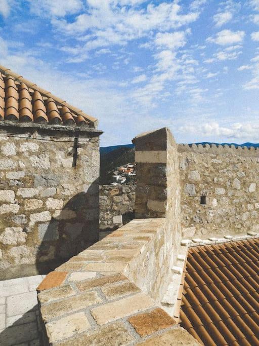 Novouredeni Stan S Balkonom I Pogledom Na More Senj  Εξωτερικό φωτογραφία